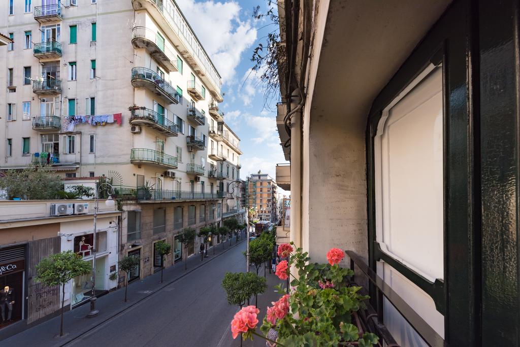 Hotel Diemmestudio à Salernes Extérieur photo